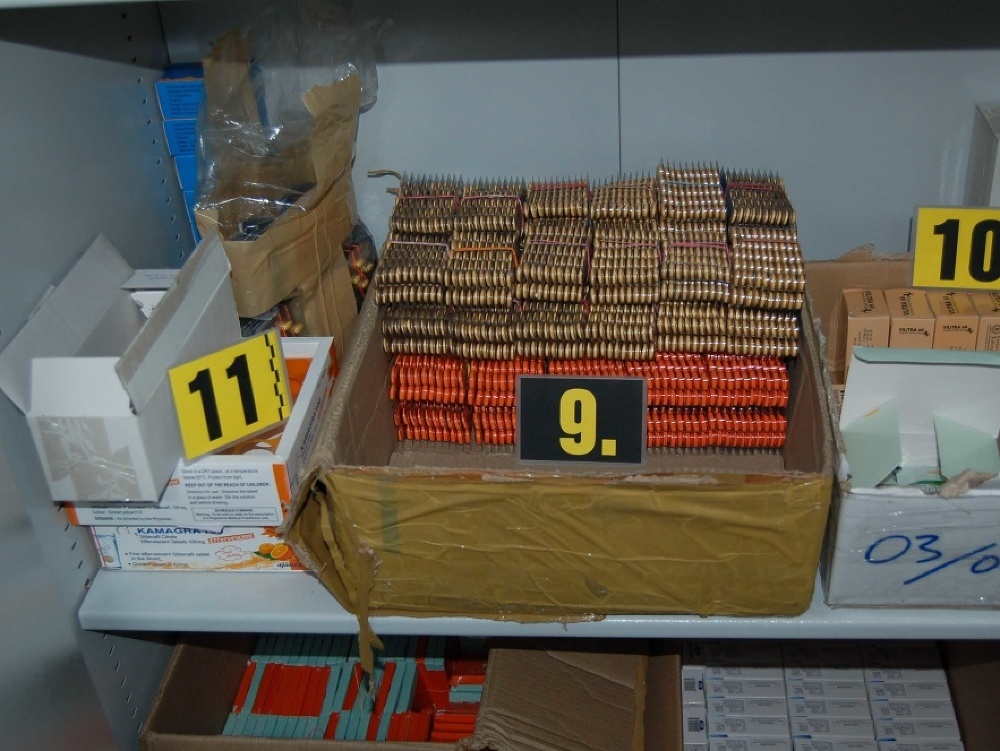 Polícia zaistila viac ako 19-tisíc kusov neregistrovaných liekov