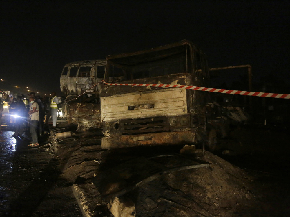 Nehoda v Nigérii si vyžiadala najmenej deväť obetí. Z cisterny unikali pohonné hmoty a následne vznikol požiar. 