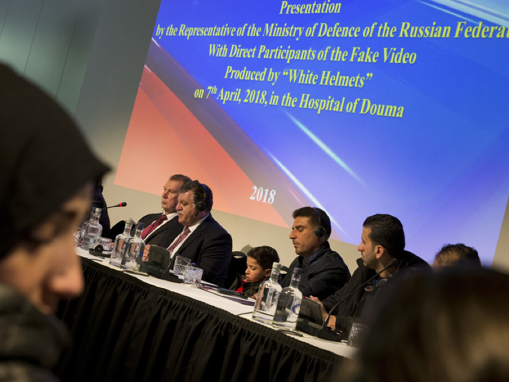 Rusko kritizuje OPCW v Haagu. Myslí si, že je to skorumpovaná organizícia. 
