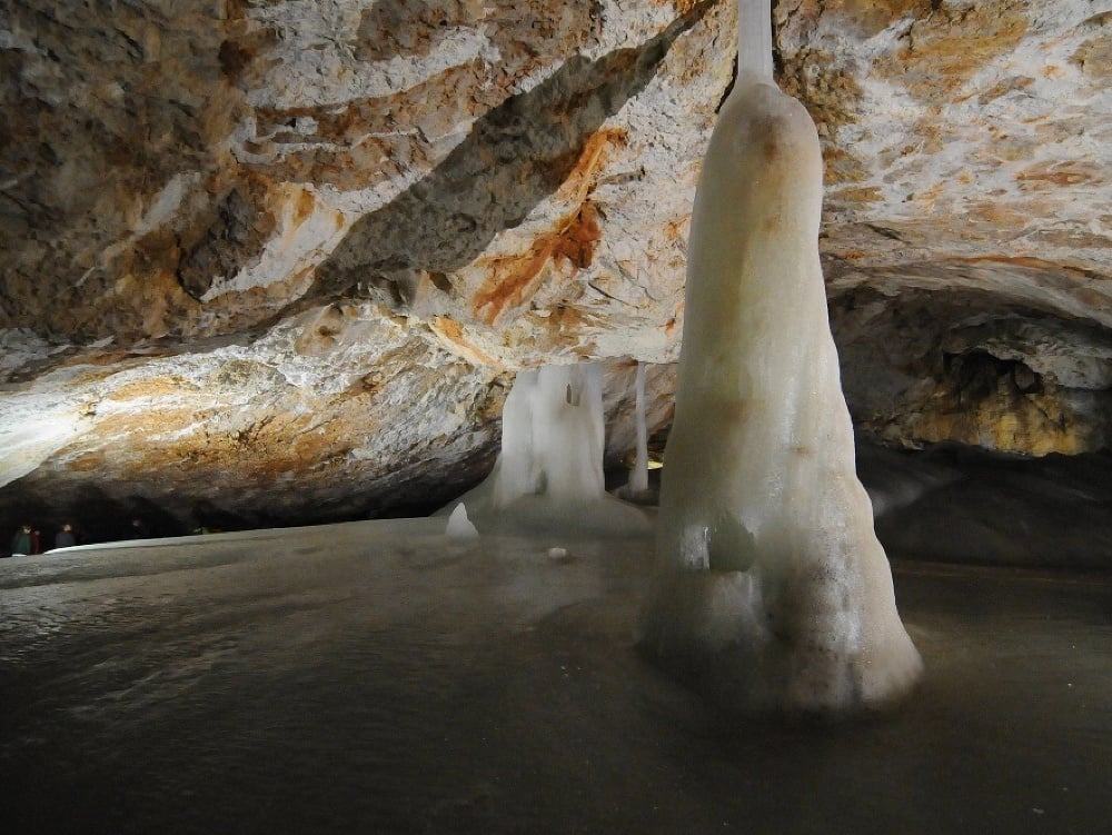 Dobšínská ľadová jaskyňa