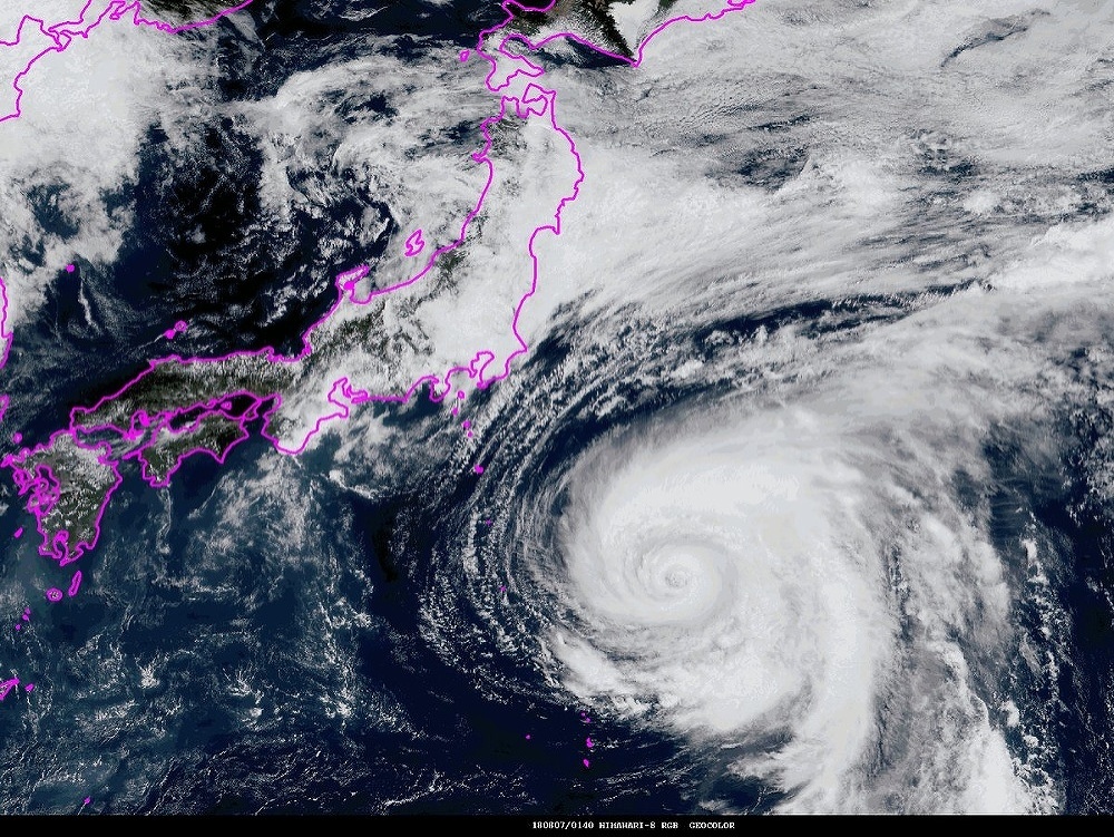 Po povodniach a vlne horúčav sa blíži silný tajfún Šan-šan