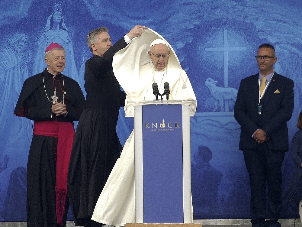 Pápež František prosil v nedeľu 26. augusta 2018 o odpustenie za sexuálne zneužívanie duchovnými a zopakoval svoje želanie, aby bolo spravodlivosti učinené zadosť.