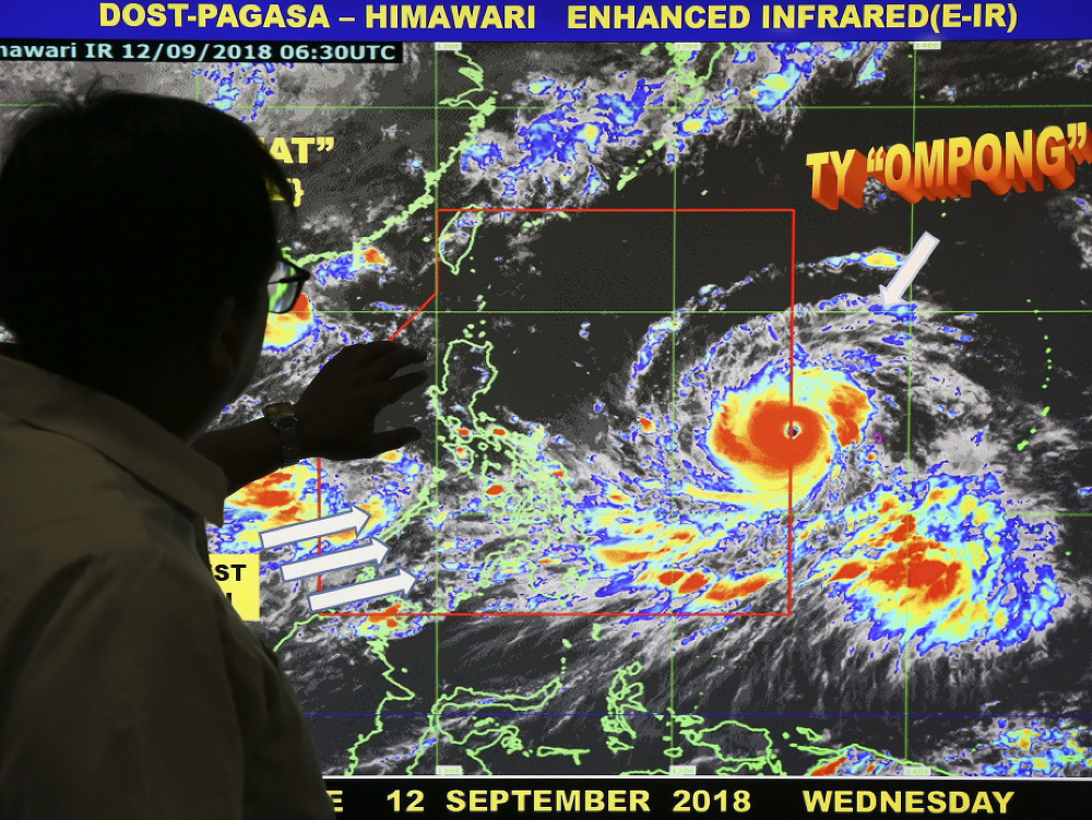 Filipínci očakávajú strašnú pohromu. Tajfún má byť veľmi silný a zasiahnuť má hlavne pobrežie Filipín. 