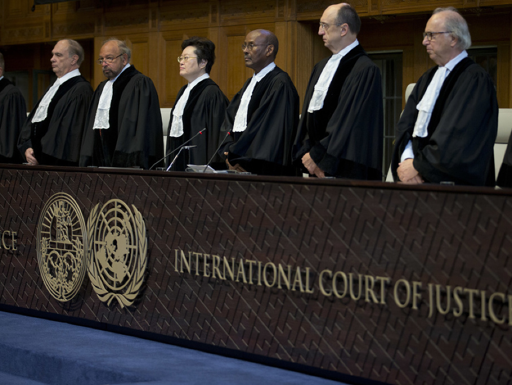 Medzinárodný súdny dvor nariadil USA, aby dočasne zrušili sankcie na Irán.