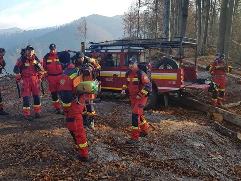 Hasiči pokračujú v likvidácii požiaru v Gaderskej doline