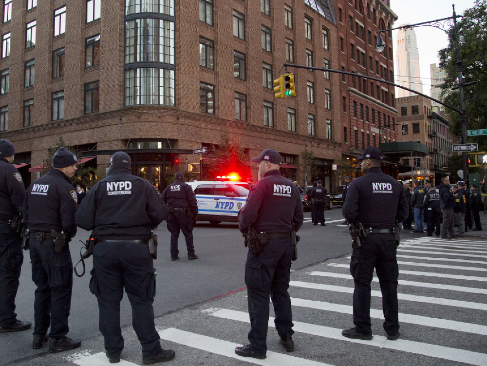 Polícia v New Yorku riešila ďalšiu bombovú hrozbu