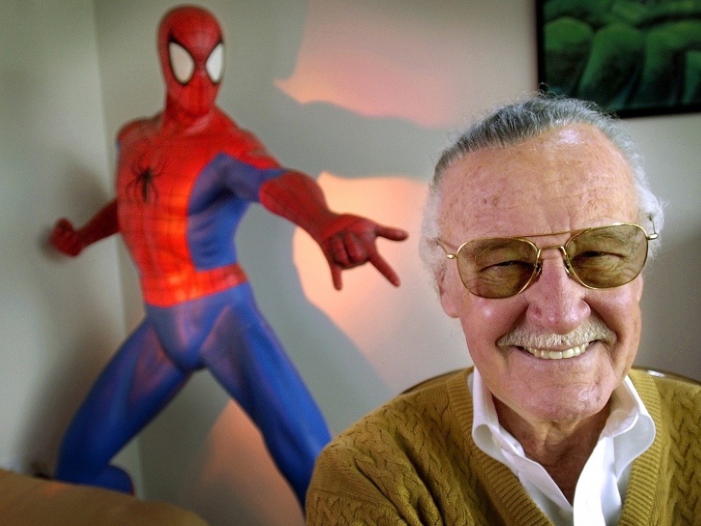 Otec komiksových hrdinov Stan Lee zomrel v pondelok.