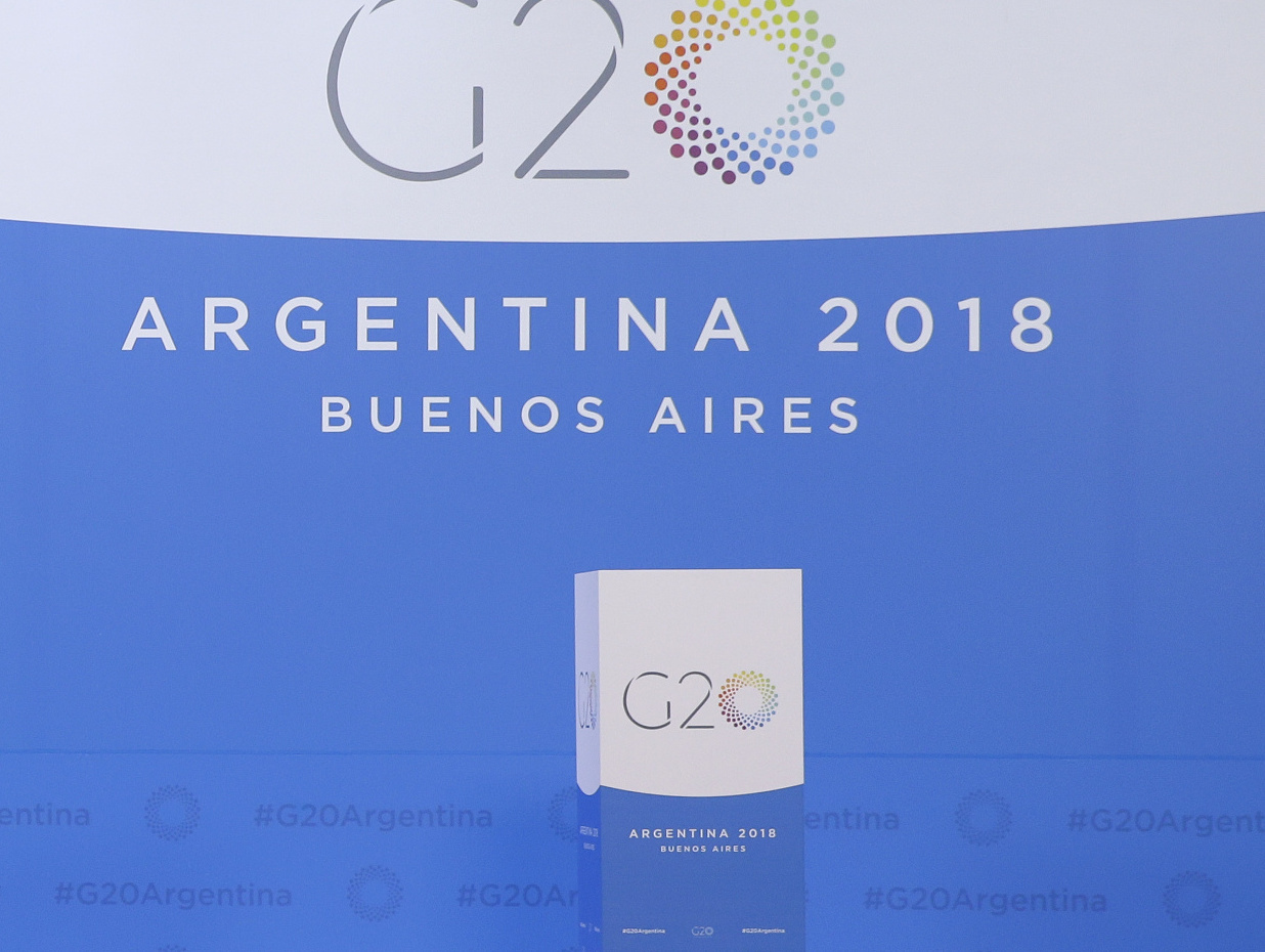Pódium na summite G20 v Buenos Aires.