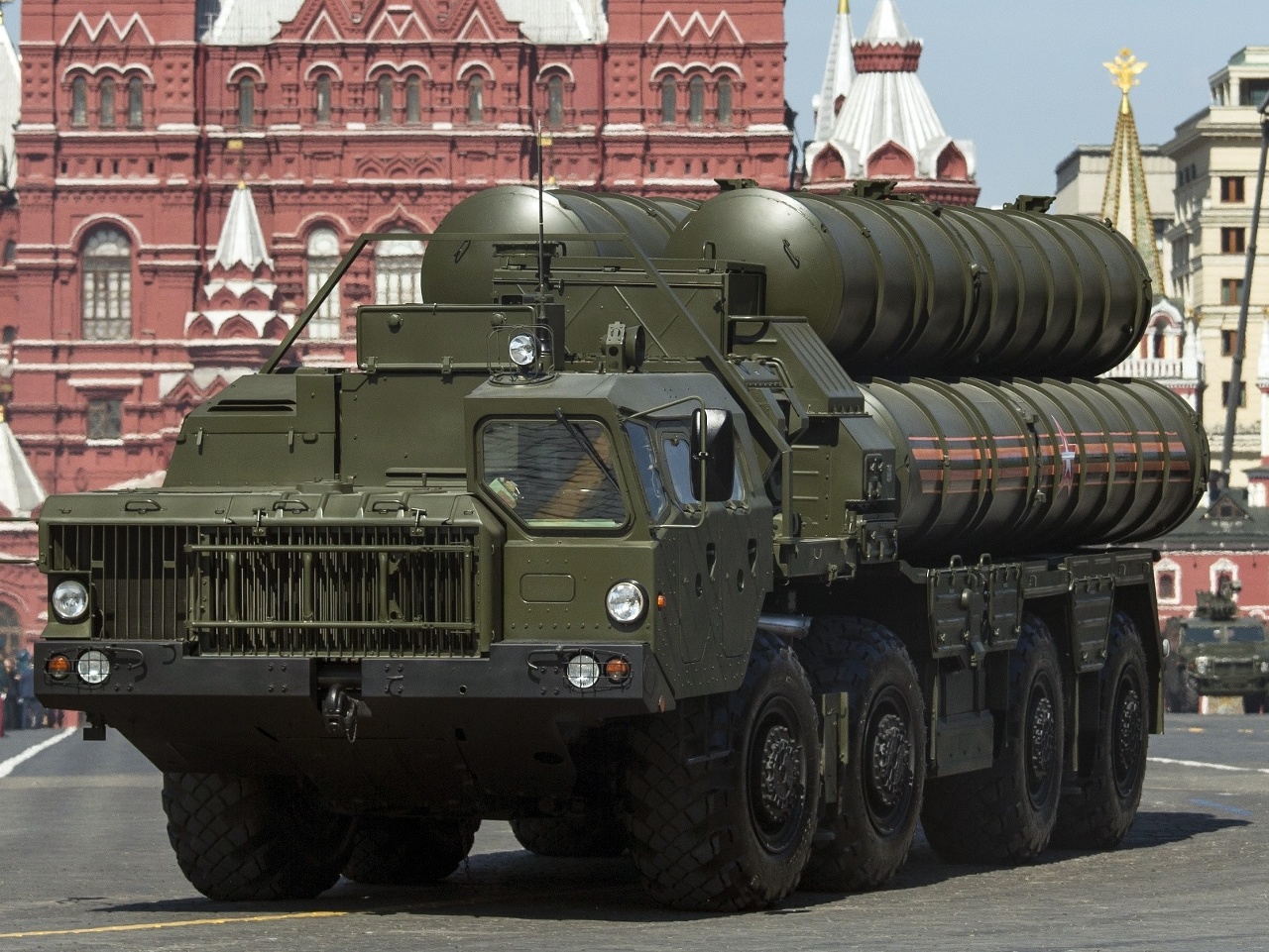 Ruský raketový  systém protivzdušnej obrany S-400. 