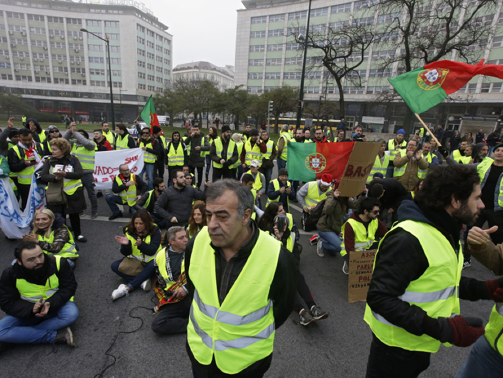 Protest žltých viest zorganizoali aj v Portugalsku