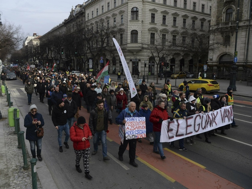 V Maďarsku pokračovali protesty proti vláde Viktora Orbána.