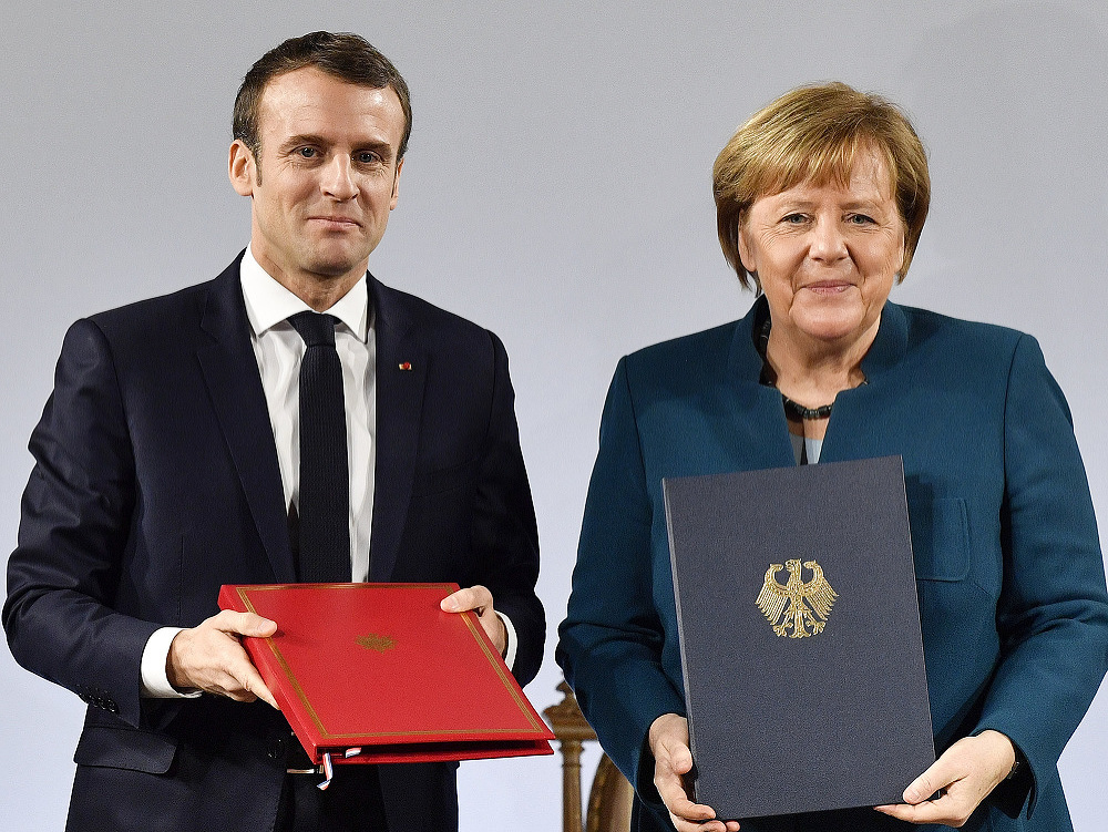 Emmanuel Macron a Angela Merkelová