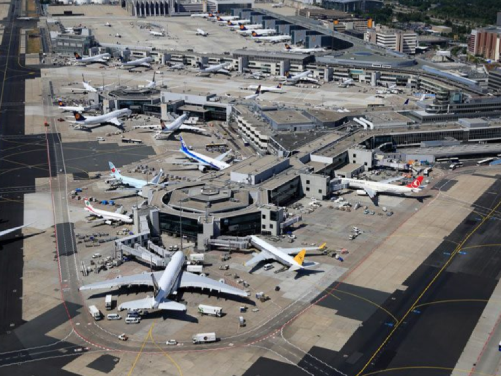 Štrajk môže ochromiť letisko v Hamburgu.
