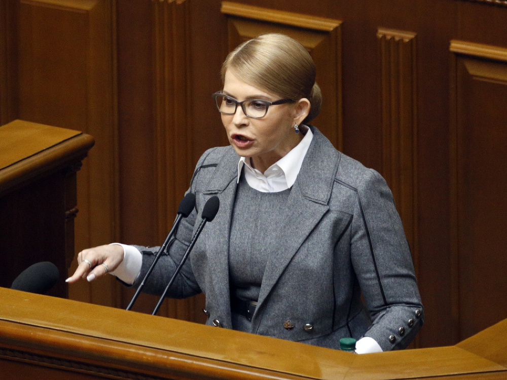 Bývalá ukrajinská premiérka Julija Tymošenková, ktorá sa uchádza o prezidentský post v marcových voľbách, reční na pôde ukrajinského parlamentu.