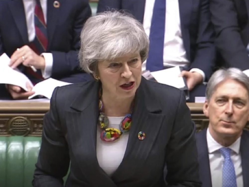 Britská premiérka Theresa Mayová hovorí na rokovaní Dolnej snemovne britského parlamentu 12. februára 2019 v Londýne