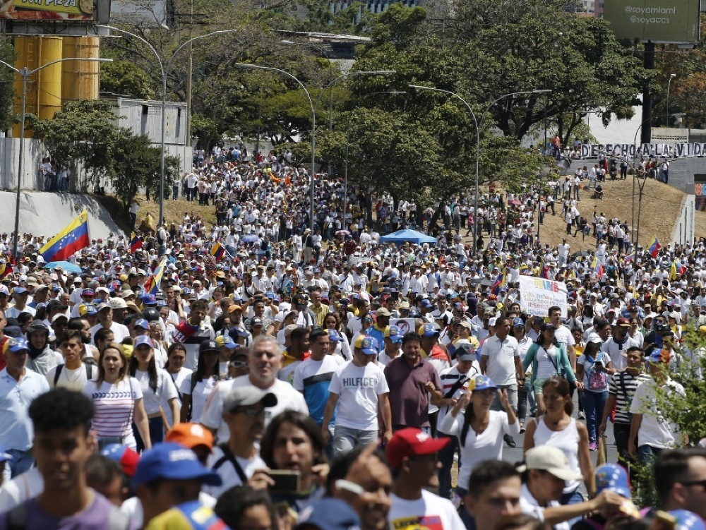 Stúpenci Nicolasa Madura na proteste