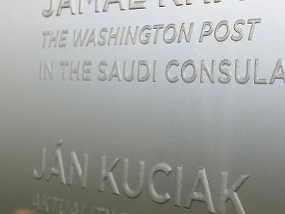 Meno Jána Kuciaka na Washingtonskom pamätníku