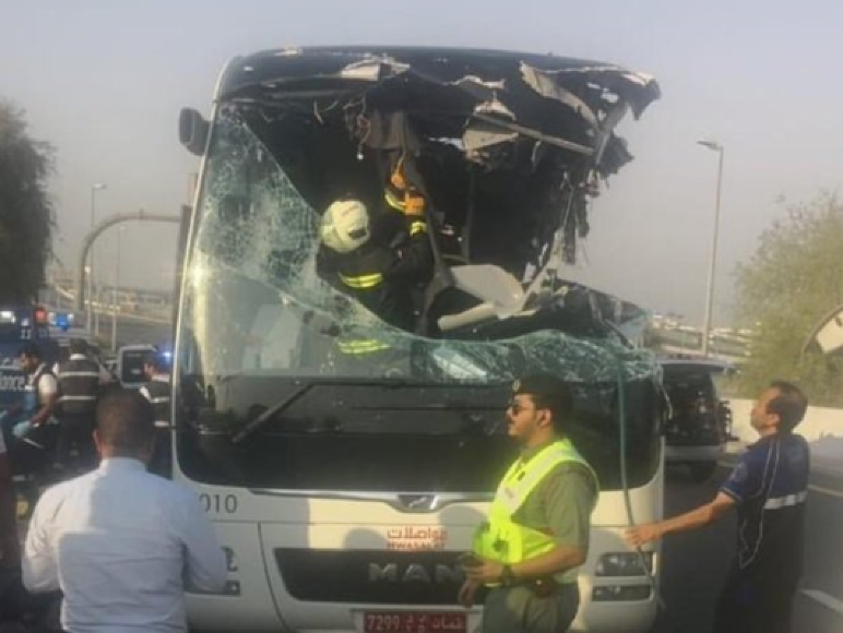 Tragická nehoda autobusu v Dubaji