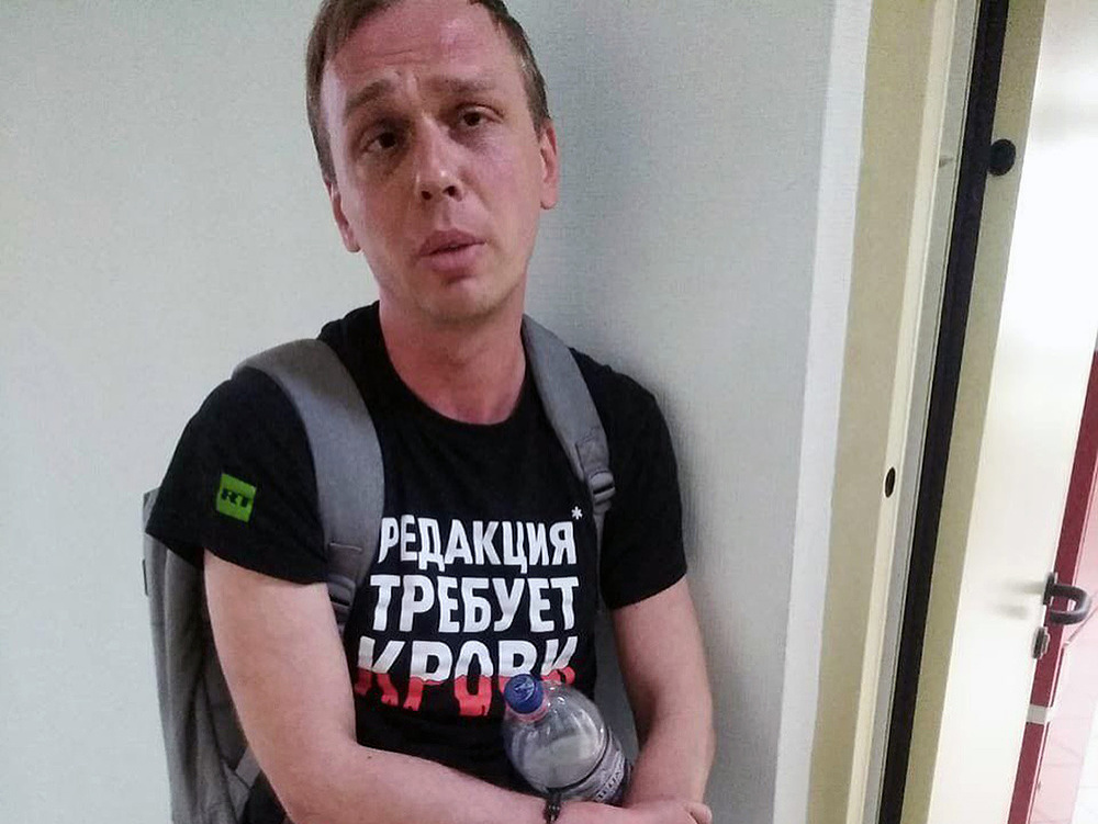 Ruská polícia obvinila investigatívneho novinára Ivana Golunova z pokusu o obchodovanie s 
