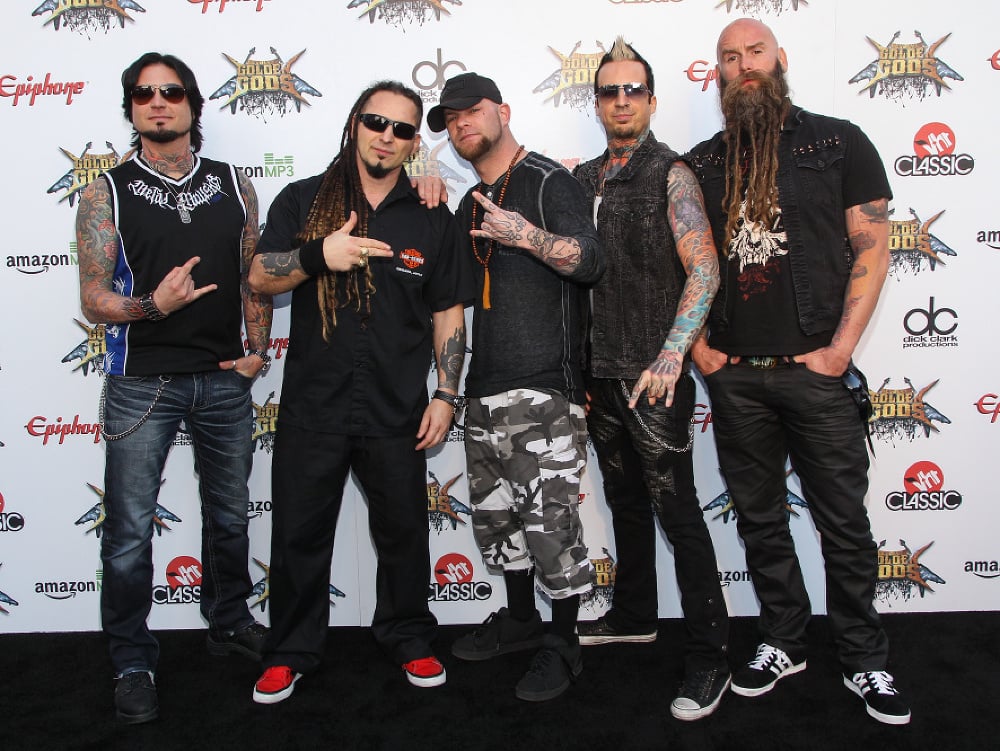 Členovia heavymetalovej skupiny Five Finger Death Punch