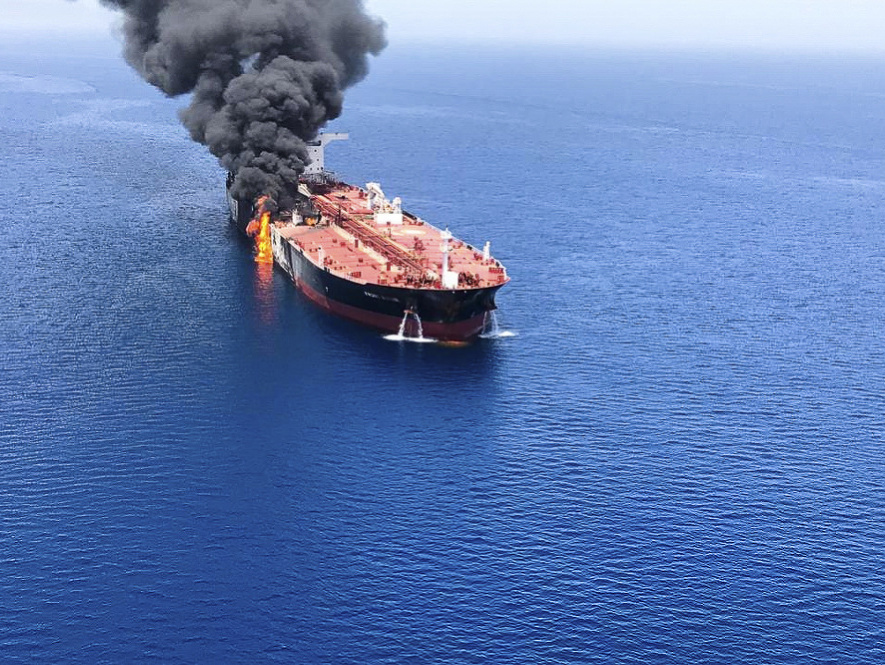 Útok na tankery v Ománskom zálive