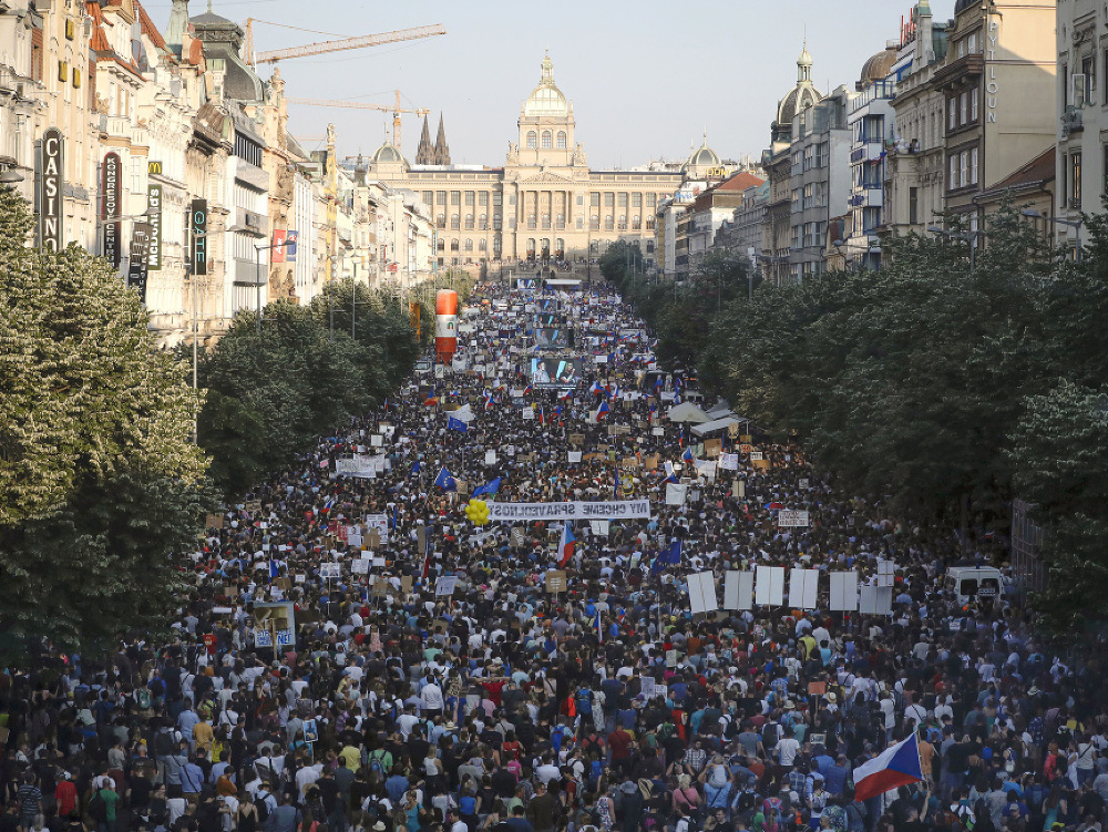 Protesty na Letnej na začiatku júna
