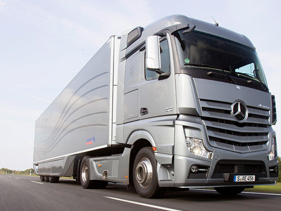Daimler Mercedes kamión
