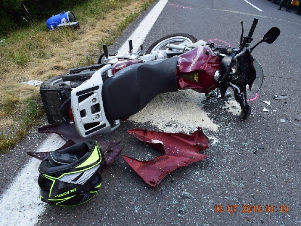 Nehoda motorkára pri Nitre.