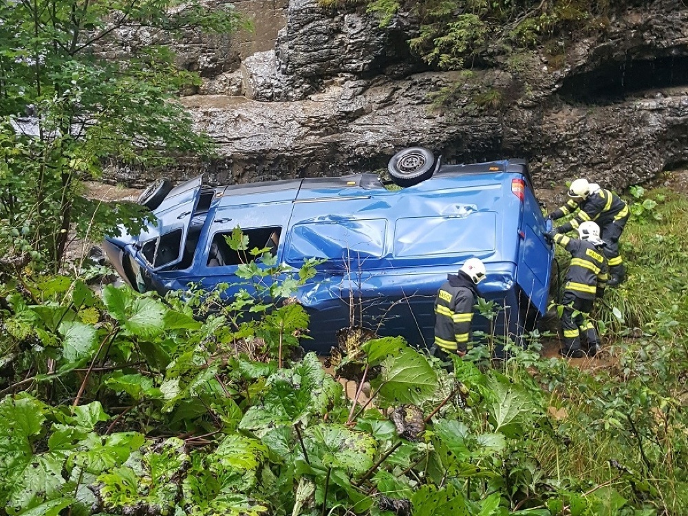 Dopravná nehoda v Demänovskej doline.