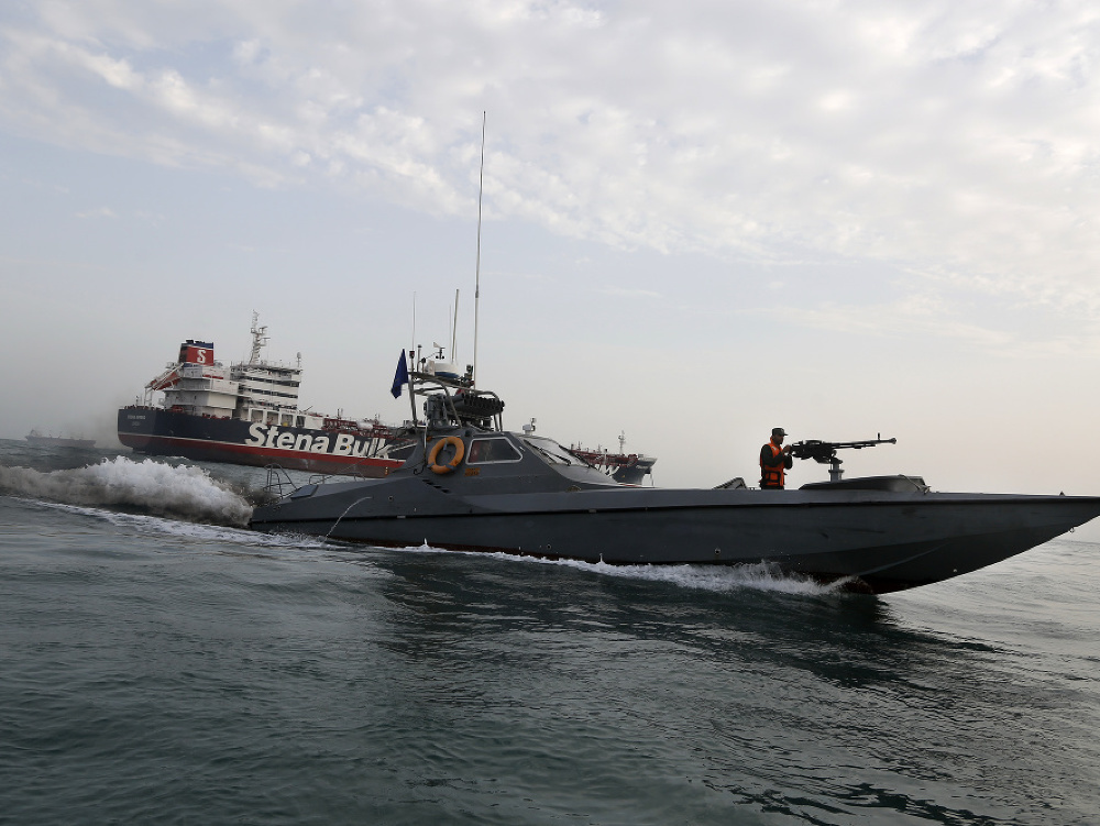 Ropný tanker zadržali iránske revolučné gardy vo vodách Hormuzského prielivu
