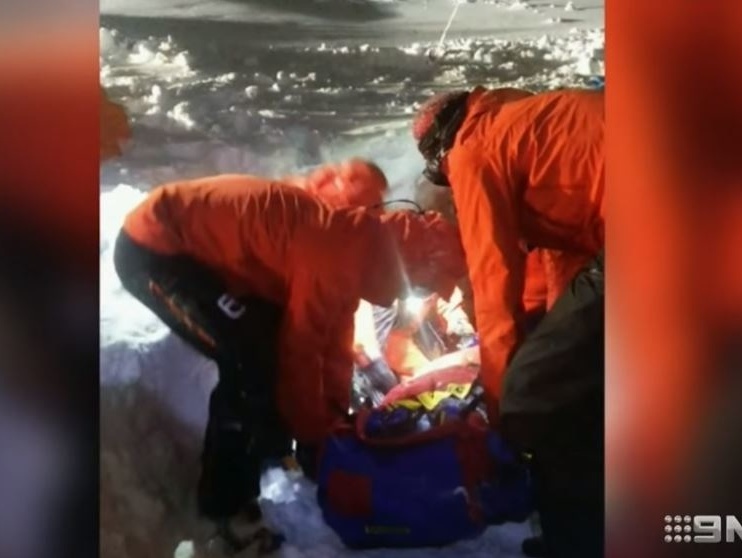 Muža zavalila lavína, našli ho po piatich hodinách