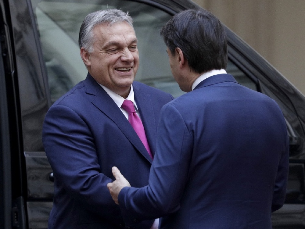 Viktor Orbán a Giuseppe Conte.