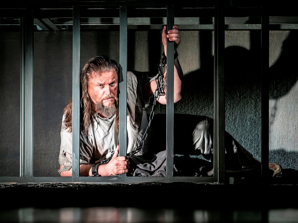 Titusz Tóbisz ako Florestan v novom naštudovaní opery Fidelio v Štátnom divadle Košice