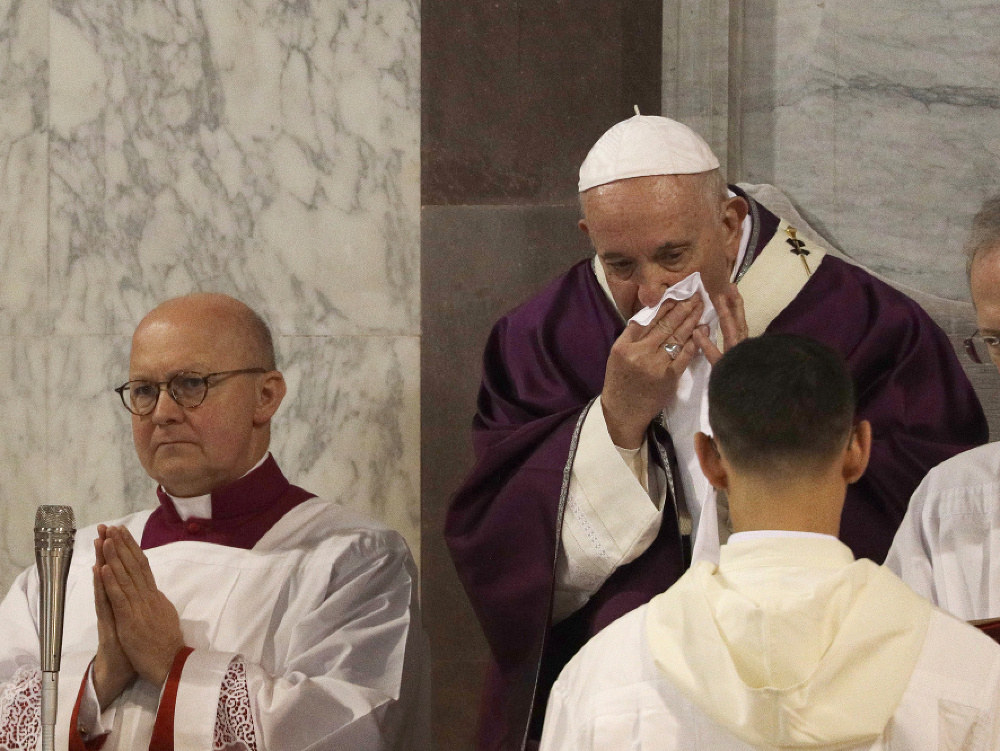 Pápež František bol chorý už počas omše na Popolcovú stredu 