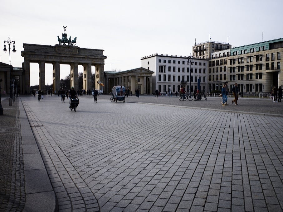 Vyľudnené centrum Berlína