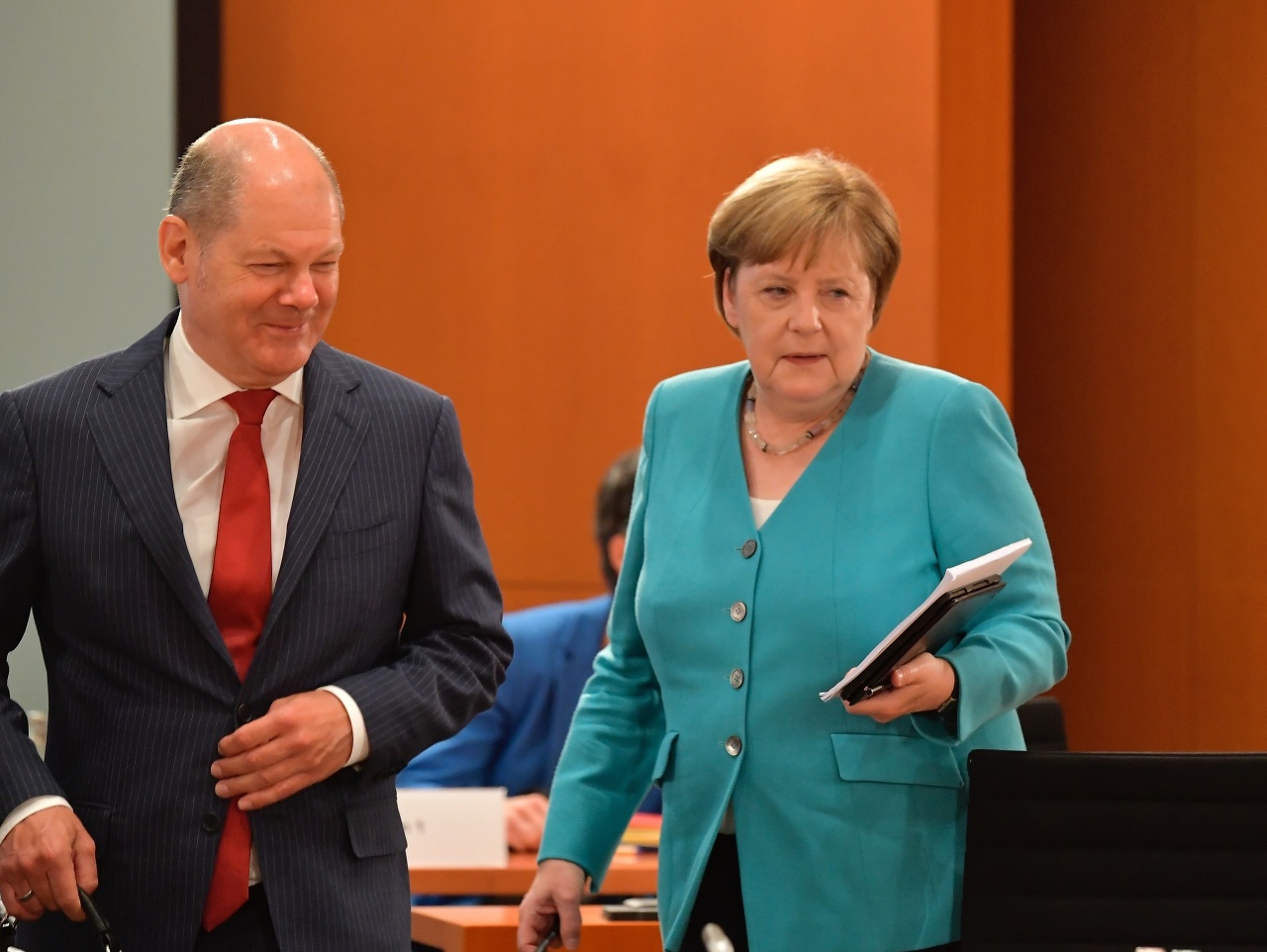 Nemecká kancelárka Angela Merkelová a minister financií Olaf Scholz