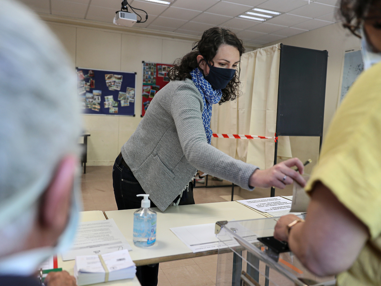 Vo Francúzsku prebieha druhé kolo komunálnych voľby