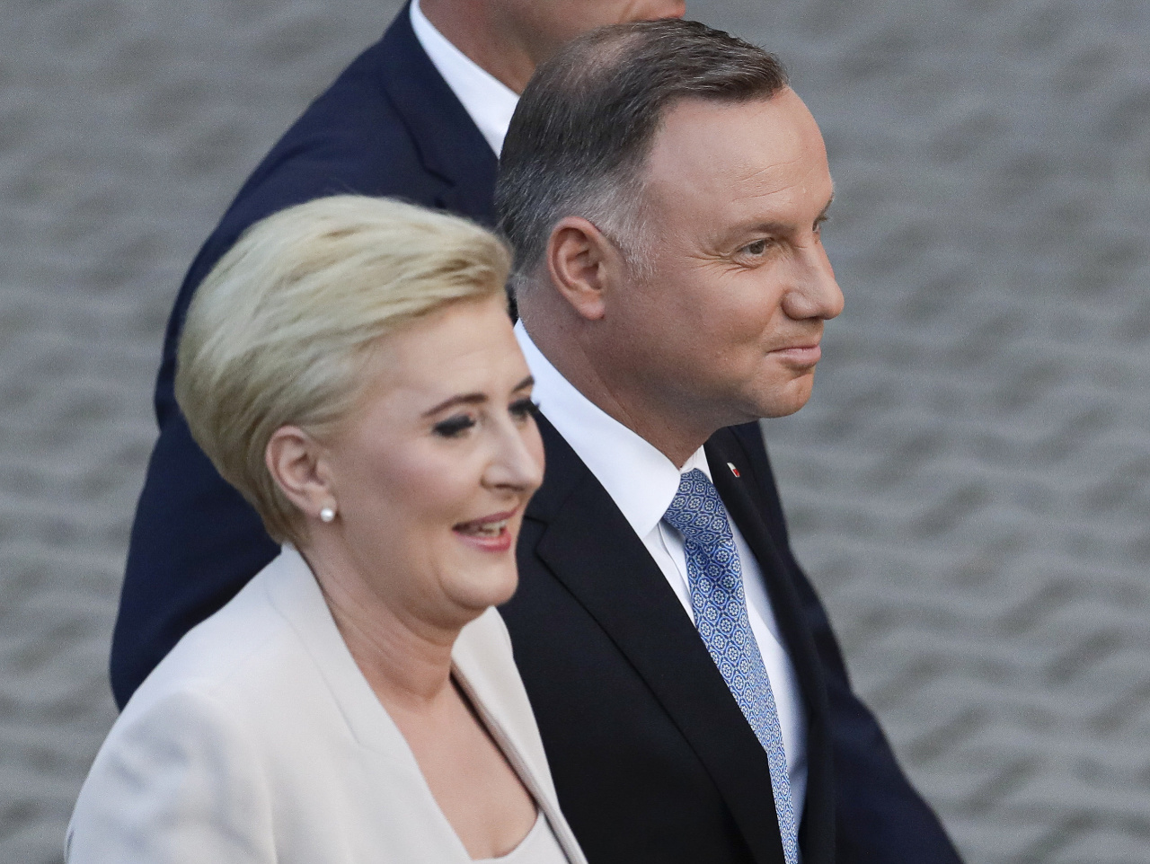 Andrzej Duda s manželkou po zatvorení volebných miestností