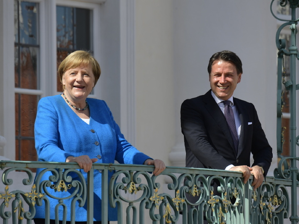 Nemecká kancelárka Angela Merkelová na stretnutí s talianskym premiérom Giuseppe Contem