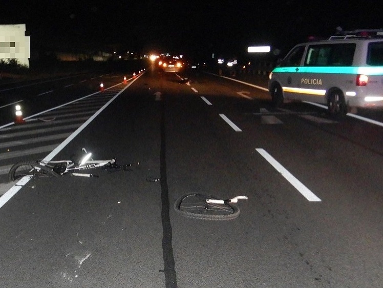 Pri dopravnej nehode na ceste do Viničného zahynul 52-ročný cyklista
