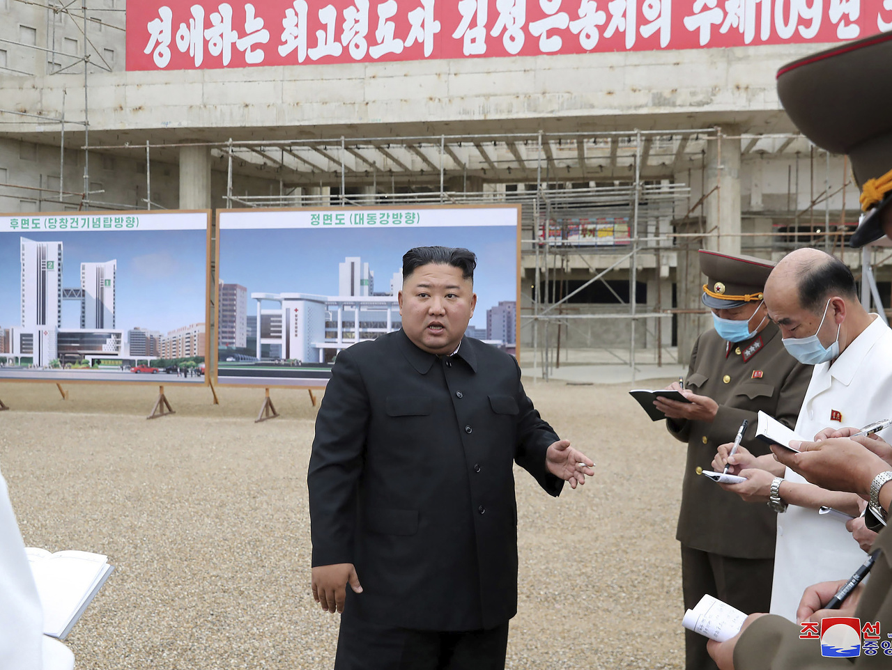 Severokórejský vodca Kim Čong-un nariadil prepustenie viacerých ľudí z vedenia výstavby novej nemocnice v hlavnom meste Pchjongjang 