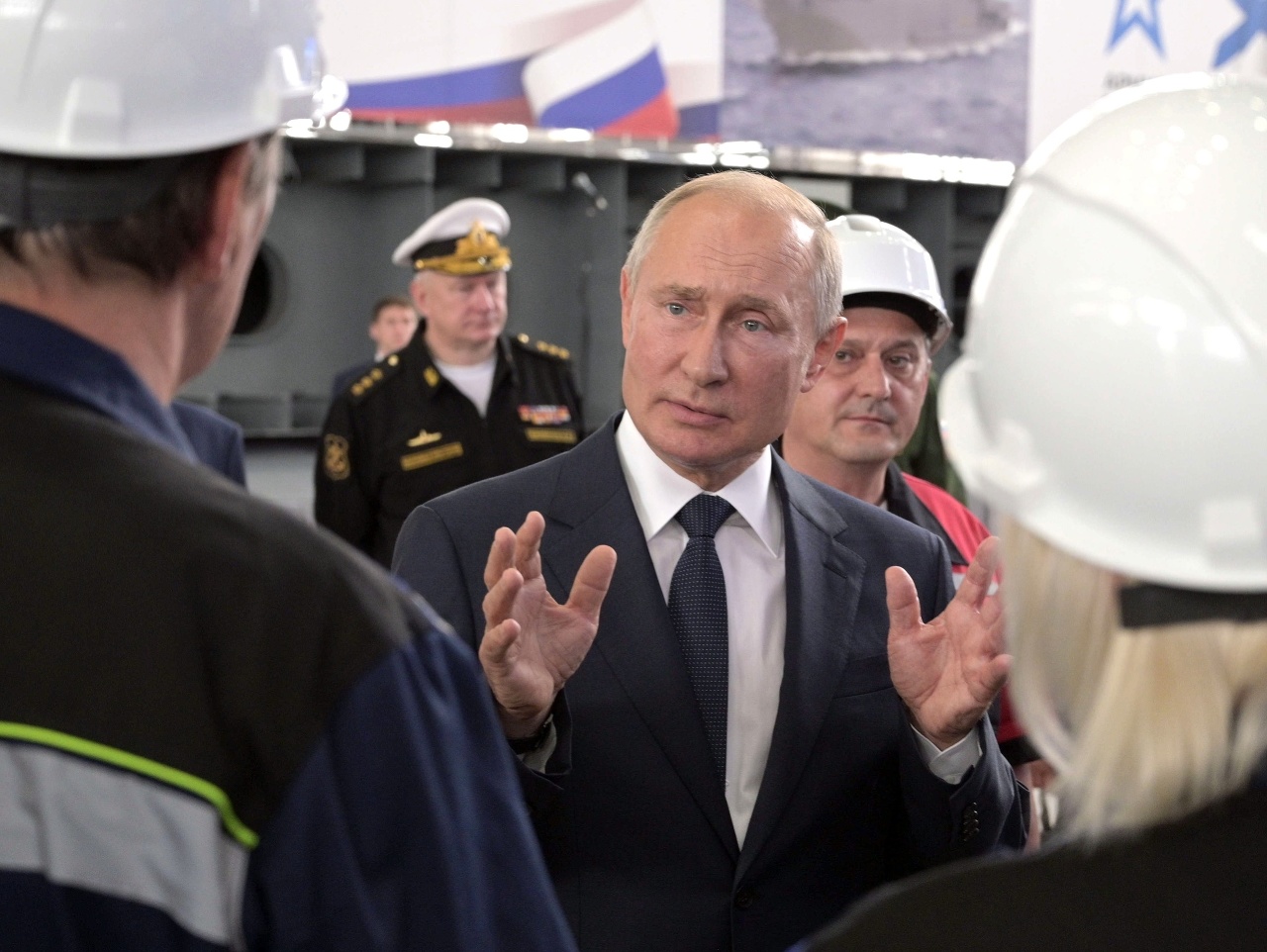 Ruský prezident Vladimir Putin spustil výstavbu nových vojnových lodí na Kryme