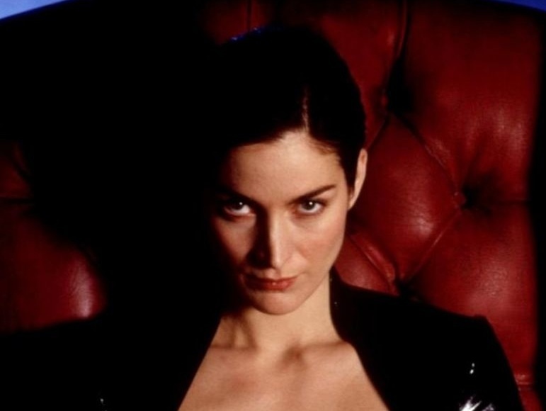 Carrie-Anne Moss