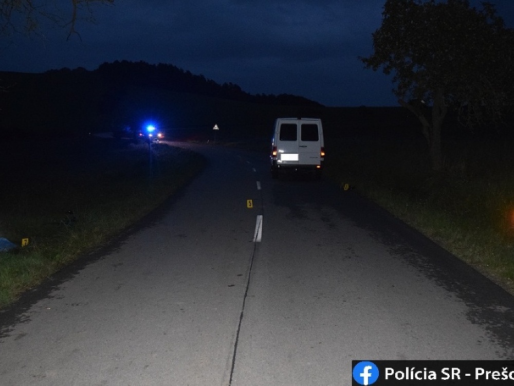 Včera vo večerných hodinách na ceste medzi obcami Chmeľov a Pušovce, okres Prešov došlo k smrteľnej dopravnej nehode.