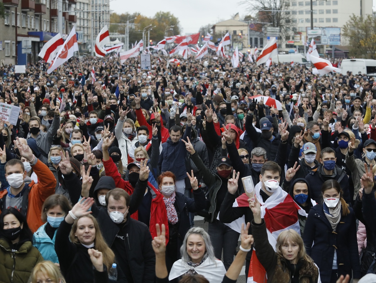 V Bielorusku pokračujú protestné štrajky proti Lukašenkovi
