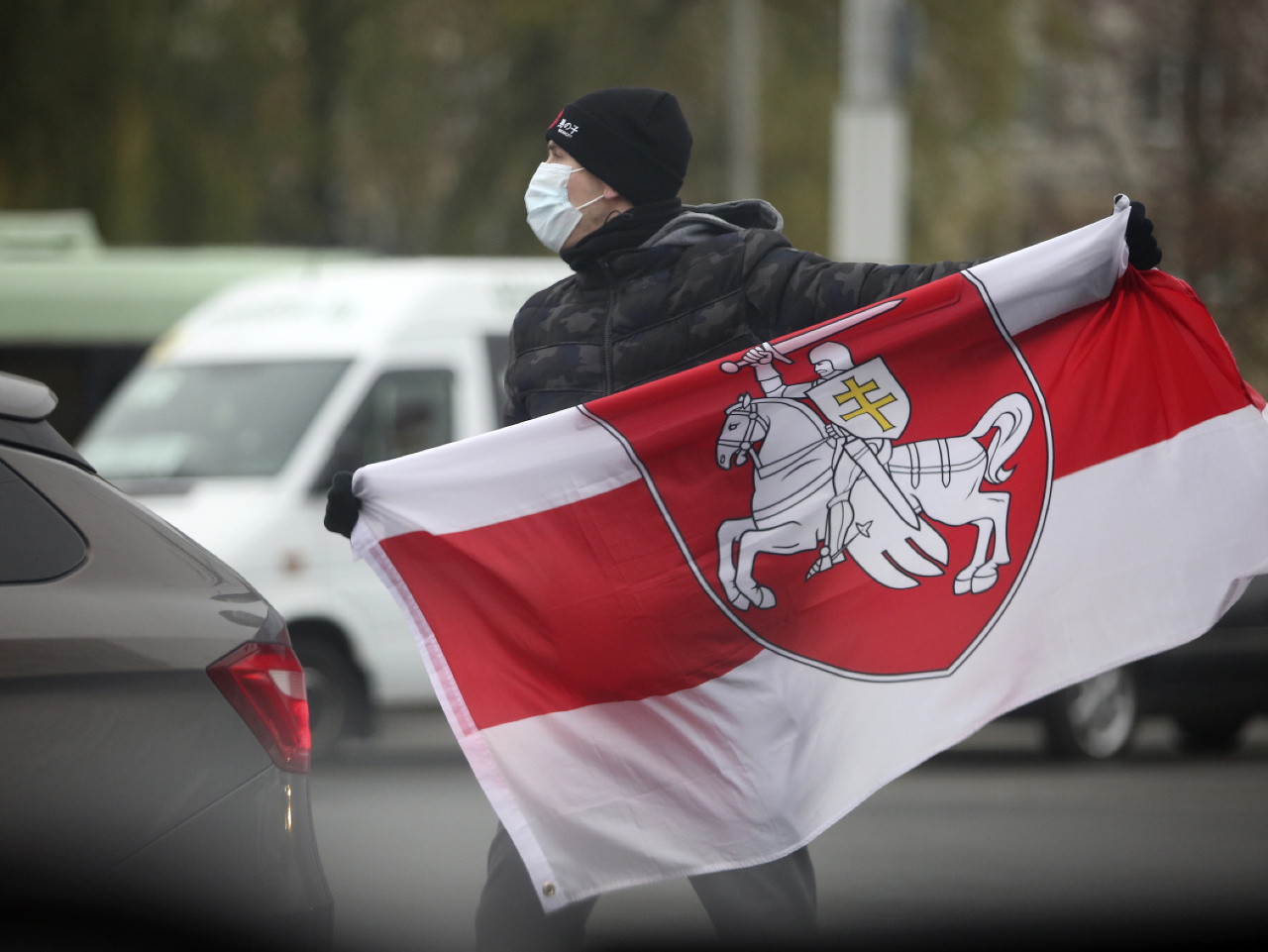 V Bielorusku pokračujú v odstraňovaní symbolov opozície