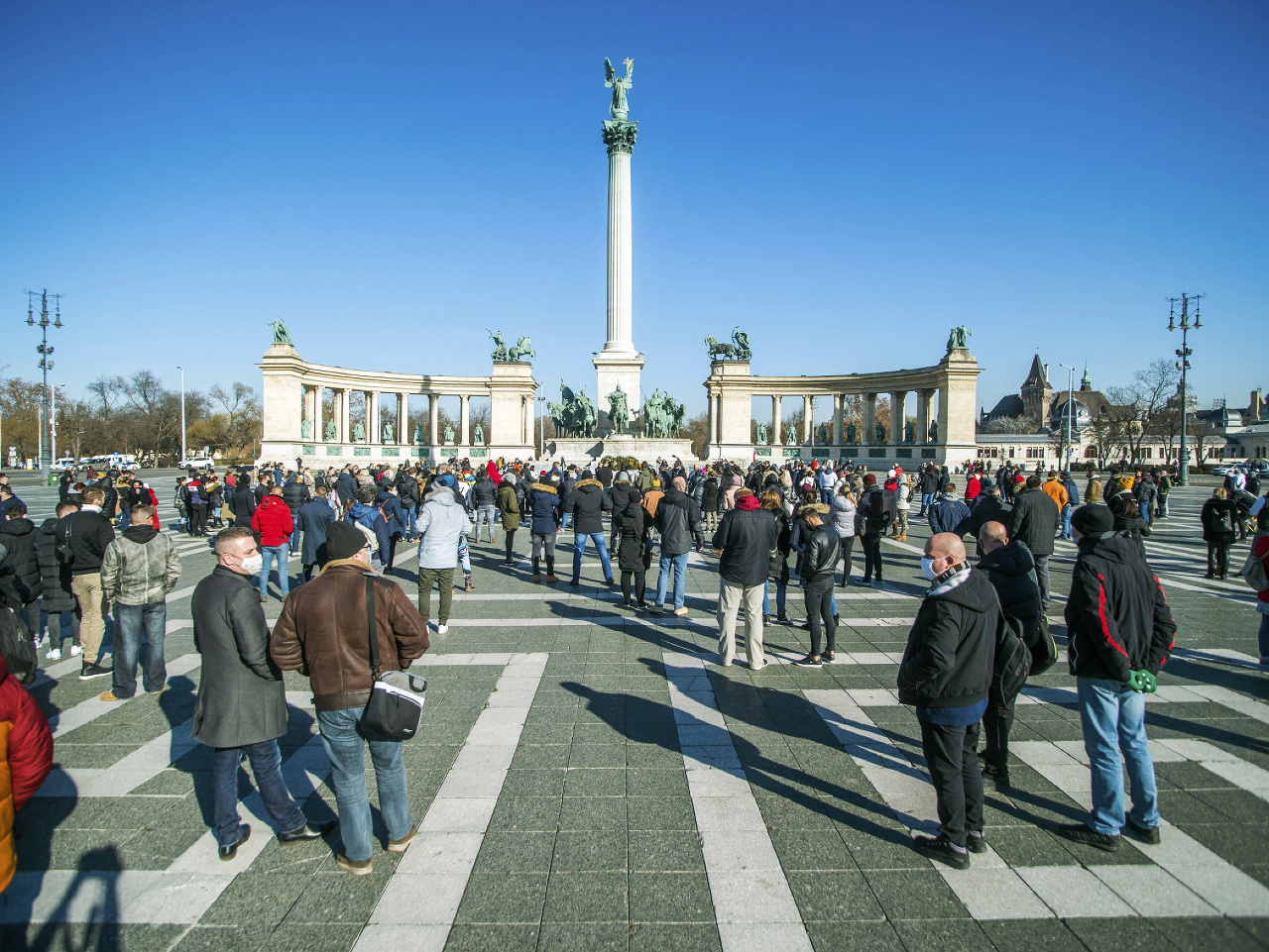 V Budapešti opäť protestovali proti epidemiologickým opatreniam