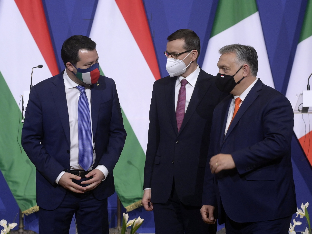 Matteo Salvini, Mateusz Morawiecki a Viktor Orbán