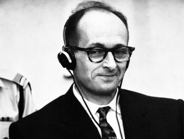Eichmann počas súdneho pojednávania