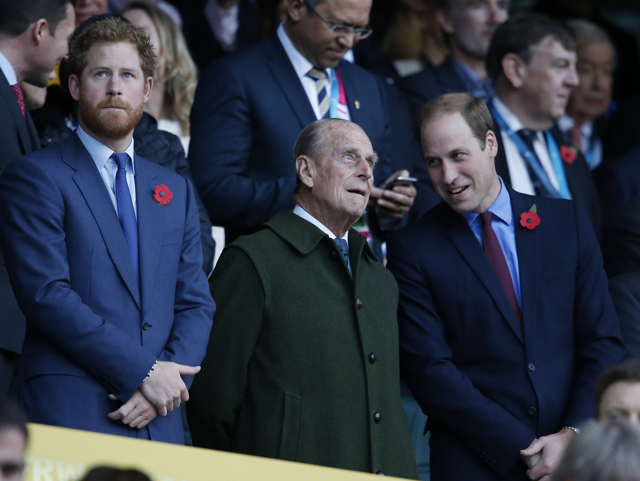 Princovia Harry a William so starým otcom Philipom. 